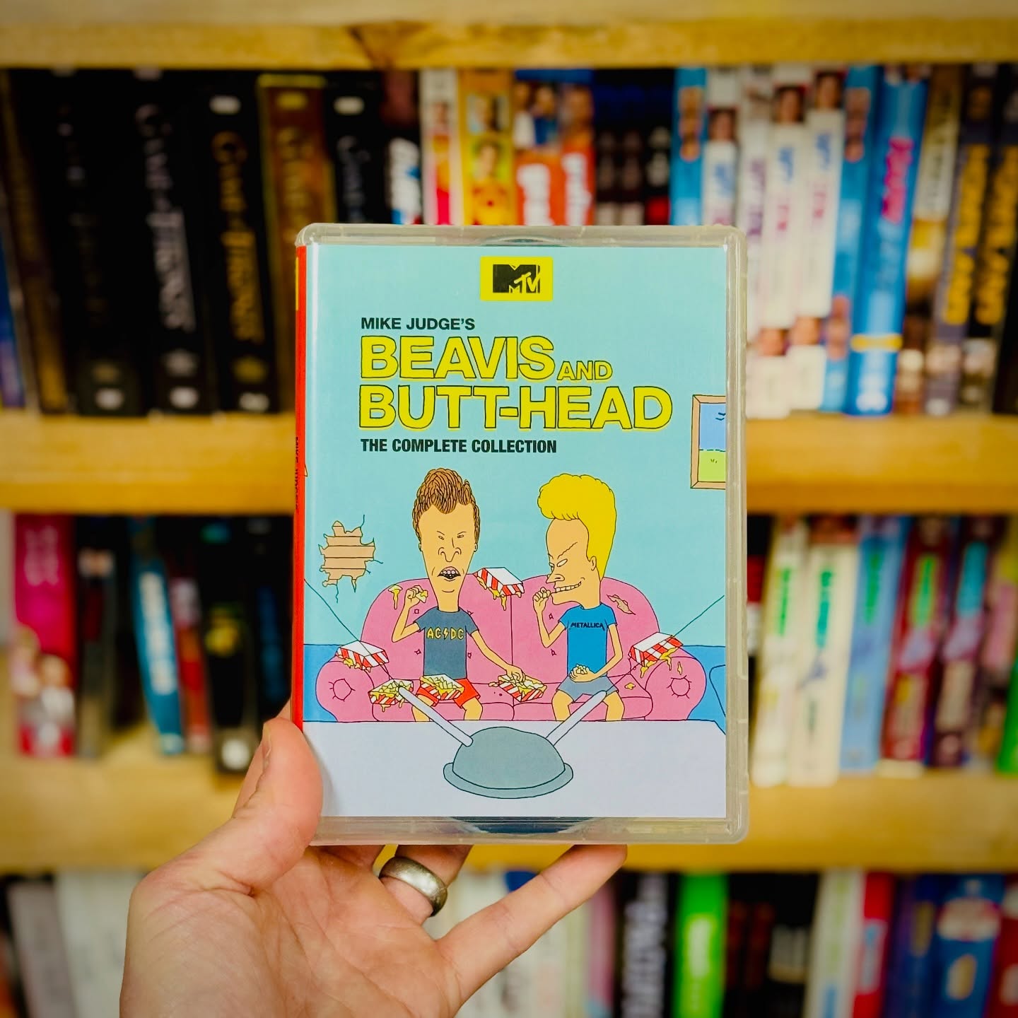 Uhh… heh heh… yeah, it’s The Complete Collection. 🤘
Your favorite MTV duo is back — every episode, every dumb laugh, every “uhh… fire!” moment, all in one box set.
If you grew up quoting Beavis and Butt-Head or just appreciate a little ‘90s absurdity, this one’s a must-have.
Now available in our ever-growing DVD collection at Big Story.
#BigStoryBookstore #BeavisAndButthead #90sNostalgia #CultClassics #ShopLocalBend #UsedAndNew #MTV