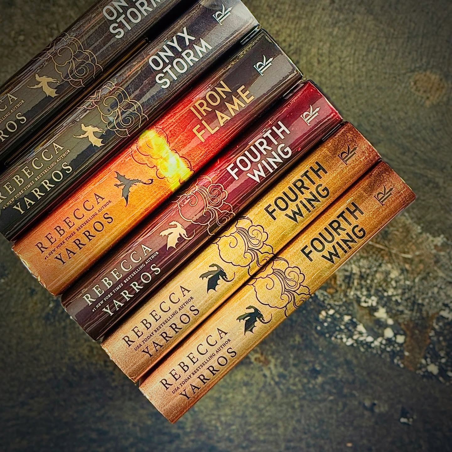 🔥 Collector Editions!
FOURTH WING • IRON FLAME • ONYX STORM
Gorgeous sprayed edges, immaculate jackets, and that shelf-melting Yarros color gradient.
Find them in our Sci-Fi/Fantasy aisle before they fly off. 🐉✨
#FourthWing #RebeccaYarros #BookTok #FantasyBooks #BookCollectors #SprayedEdges #BendOregon #IndieBookstore #Bookish