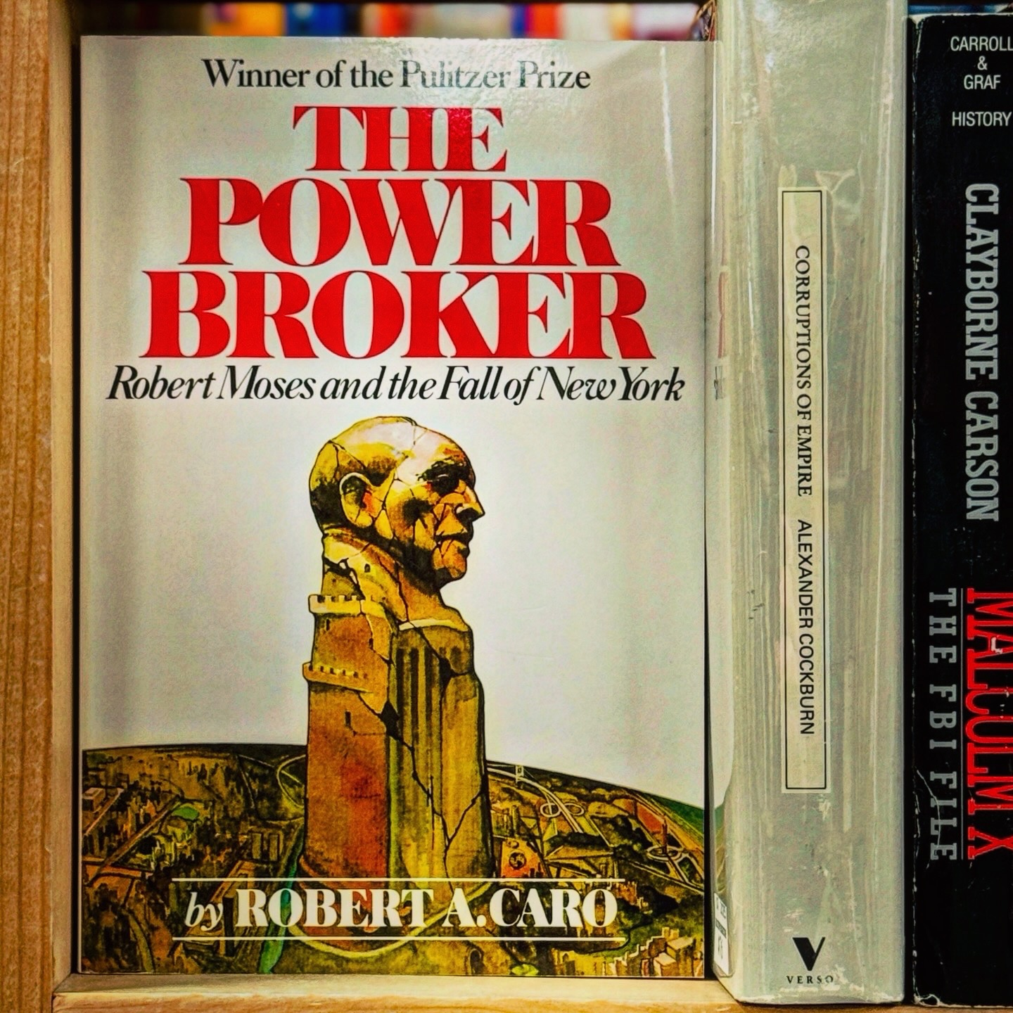 What do these all have in common? 🎧🏙️
They all orbit the 99% Invisible Book Club, where Roman Mars and Elliott Kalan took on The Power Broker — and turned a famously massive, intimidating book into a months-long shared deep dive. @99percentinvisible
That series unpacked how Robert Moses reshaped New York (and American cities) without ever being elected — street by street, bridge by bridge.
📘 The Power Broker barely mentions Jane Jacobs —
even though The Death and Life of Great American Cities became the philosophical counterweight to Moses’ vision.
Add in the graphic biography of Moses and The 99% Invisible City, and you’ve got a full-circle look at how cities are designed, imposed, resisted, and lived in.
If you loved the Book Club episodes, these belong together on your shelf.
If you haven’t listened yet… this is your sign.
#BigStoryBend #99PercentInvisible #99PIBookClub #ThePowerBroker #RomanMars ElliottKalan JaneJacobs UrbanDesign CityNerd MindExpandingBooks UsedBooks