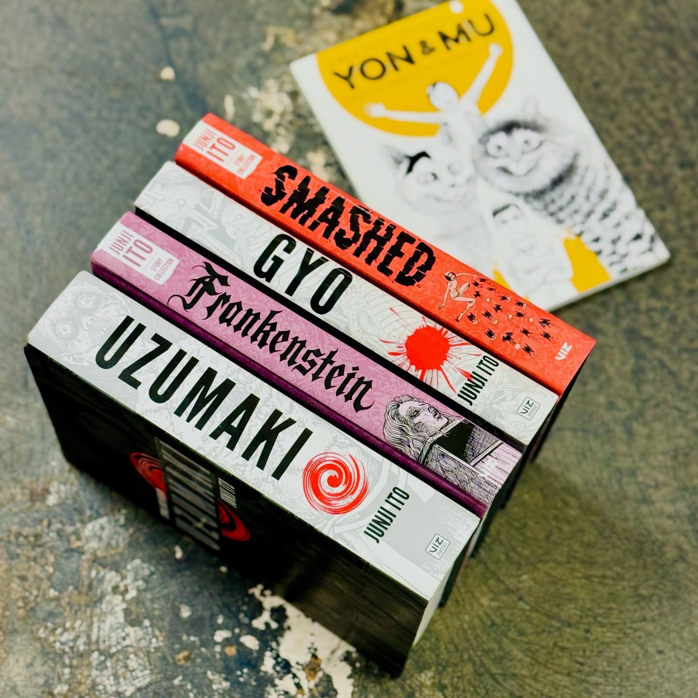 🌀 JUST ARRIVED (and rarely does): Used Junji Ito. 🌀

These don’t come through the shop often — and when they do, they vanish fast.

Uzumaki. Frankenstein. Gyo. Smashed. Yon & Mu.
Modern horror manga at its absolute finest: surreal, unsettling, obsessive, impossible to look away from.

The kind of books that feel like artifacts.
Beautiful. Disturbing. Addictive.

Used. Sharp. Limited.

Come grab them before they spiral back into the void. 🖤

#JunjiIto #Uzumaki #MangaHorror #UsedBooksFinds