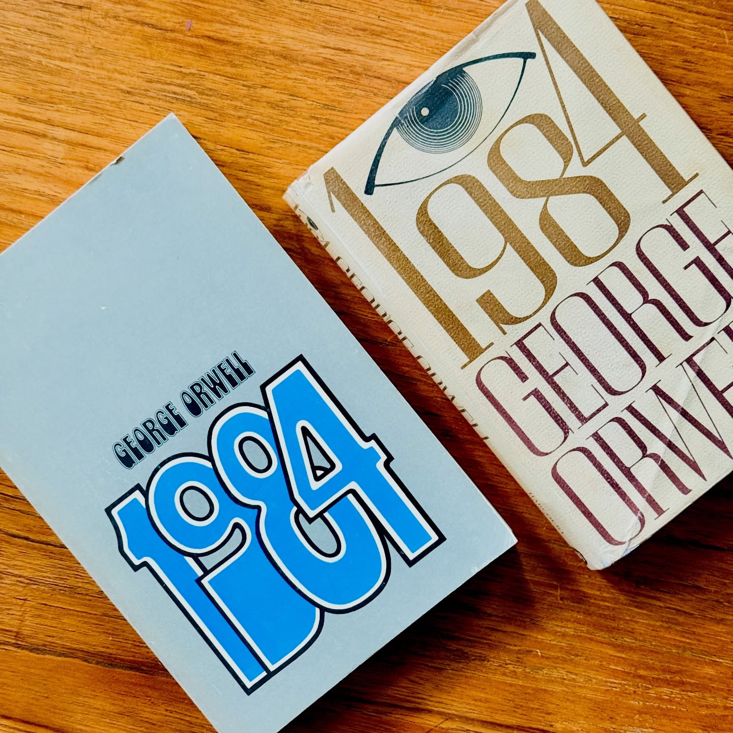 👁️📘 1984 

Two wildly different (and equally striking) editions of George Orwell’s dystopian classic just landed at Big Story.

One is a sleek Milestone Edition paperback — bold, graphic, almost pop-modern in its typography.
The other: that iconic watchful eye hardcover design, pure retro surveillance aesthetic.

Same prophetic novel.
Two totally unique physical objects.

We love when a book this legendary shows up in editions that feel like design pieces as much as literature.

#BigStoryBooks #GeorgeOrwell #1984 #CoverArtLove